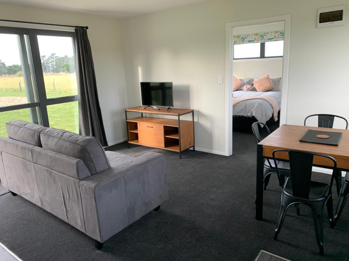 Oxford - Under The Mountains 1-Bedroom Guesthouse Burnt Hill 외부 사진
